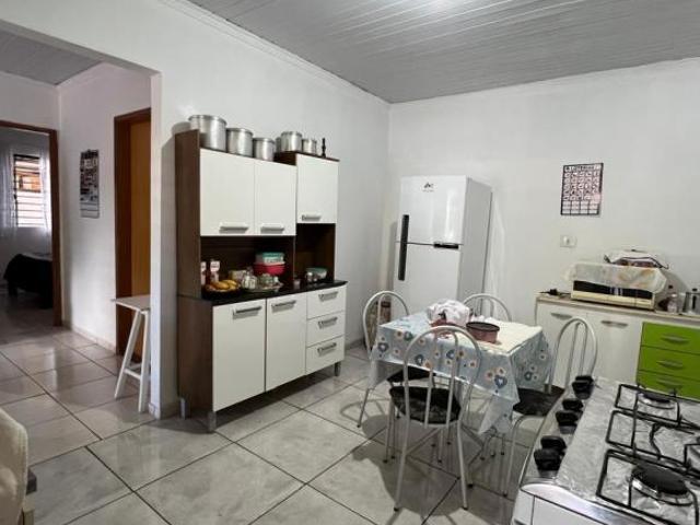 Casa para Venda em Campo Mourão, Jardim Pio XII, 3 dormitórios, 1 suíte, 2 banheiros, 1 vaga