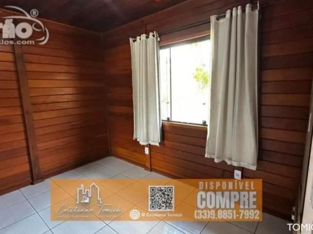 Casa para venda em Carmésia