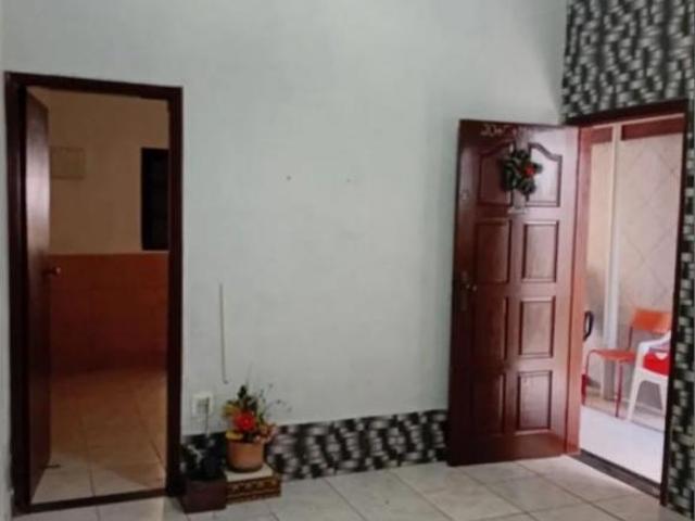 Casa para venda em Castelo de 90.00m² com 3 Quartos, 1 Suite e 2 Garagens