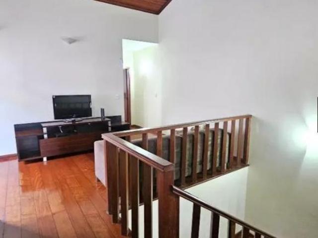 Casa para venda em Castelo de 211.00m² com 4 Quartos, 2 Suites e 3 Garagens