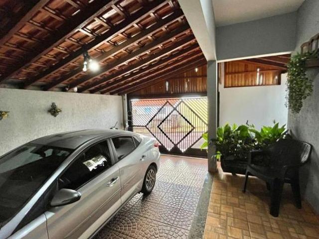 Casa para venda em Cecap de 190.00m² com 2 Quartos e 2 Garagens