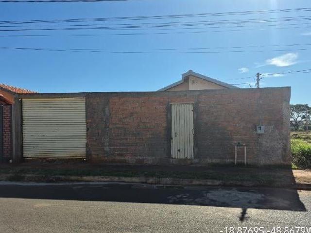Casa para venda em Centro, Monte Alegre de Minas