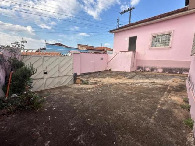 Casa para venda em Centro, Nepomuceno