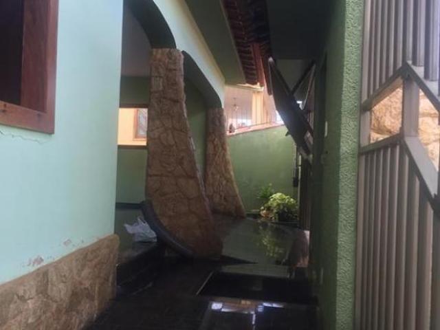 Casa para venda em Centro, Nepomuceno