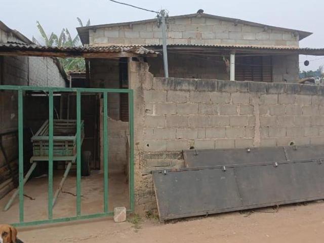 Casa para venda em Centro, Nepomuceno