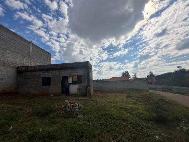 Casa para venda em Centro, Nepomuceno