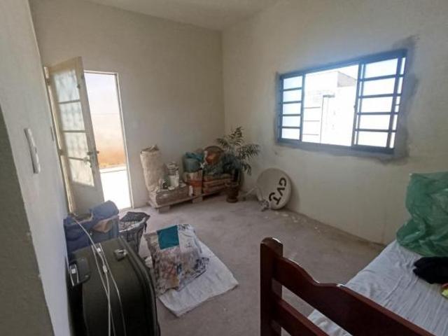 Casa para venda em Centro, Nepomuceno