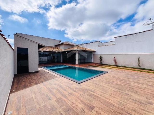 Casa para venda em Centro, Alfenas