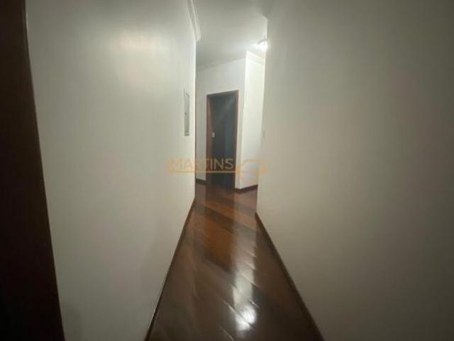 Casa para venda em Centro, Araguari
