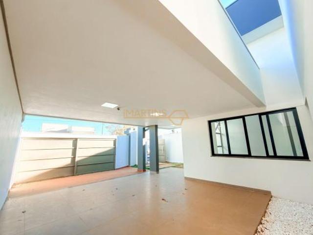 Casa para venda em Centro, Araguari