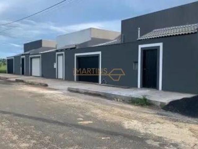 Casa para venda em Centro, Araguari