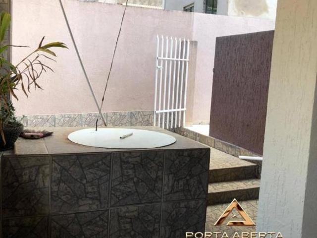 Casa para venda em Centro, Bugre