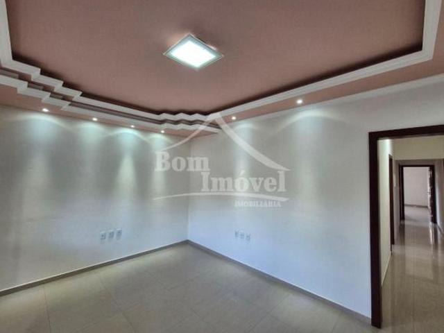 Casa para venda em Centro, Campo Belo