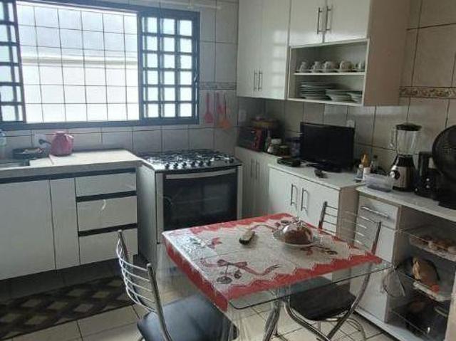 Casa para venda em Centro de 148.92m² com 3 Quartos e 1 Garagem