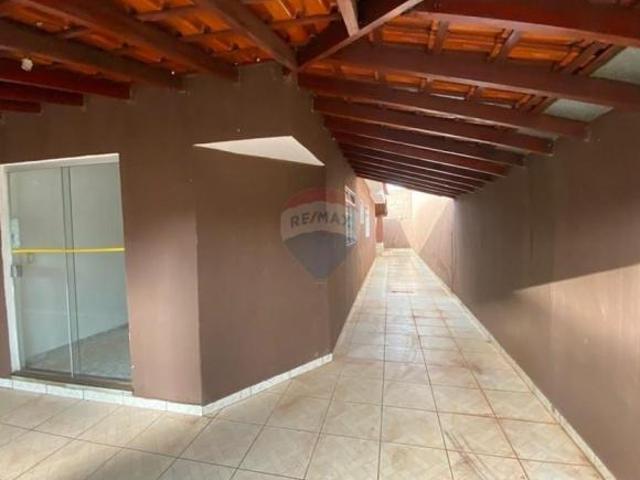 Casa para venda em Centro de 153.00m² com 3 Quartos, 1 Suite e 2 Garagens
