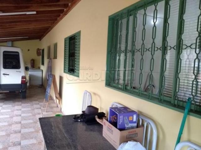 Casa para venda em Centro de 150.00m² com 2 Quartos, 1 Suite e 3 Garagens