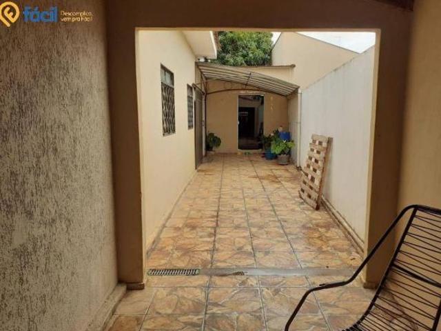 Casa para venda em Centro de 155.37m² com 2 Quartos e 1 Garagem