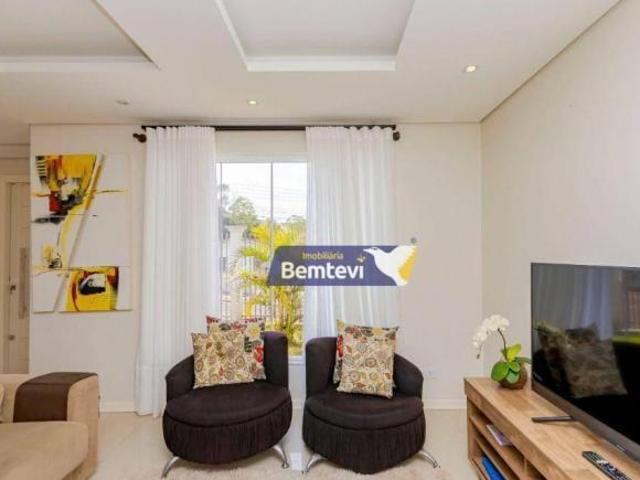 Casa para venda em Centro de 295.00m² com 4 Quartos, 3 Suites e 5 Garagens