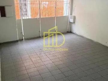 Casa para venda em Centro de 200.00m² com 2 Quartos, 2 Suites e 2 Garagens