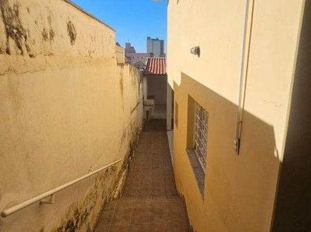Casa para venda em Centro de 209.00m² com 3 Quartos e 2 Garagens