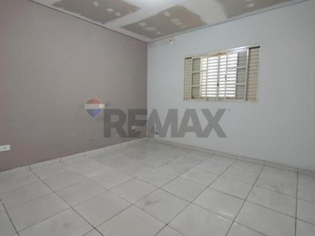 Casa para venda em Centro de 229.28m² com 3 Quartos, 1 Suite e 2 Garagens