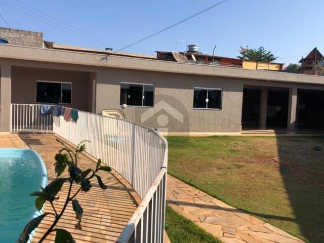 Casa para venda em Centro, Fama