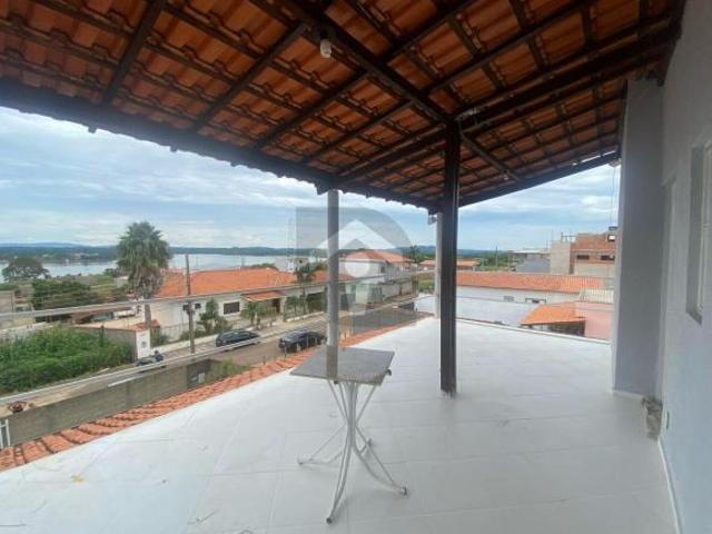Casa para venda em Centro, Fama