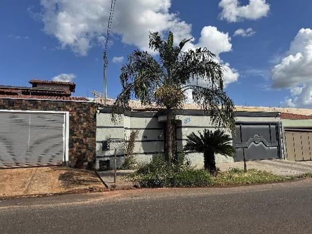 Casa para venda em Centro, Iturama