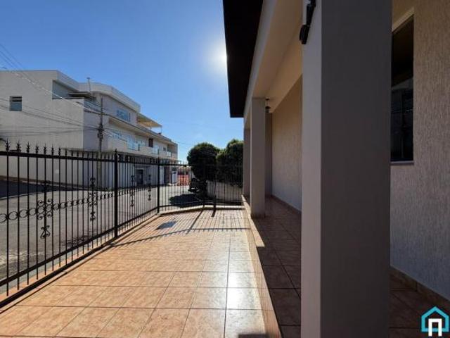 Casa para venda em Centro, Piumhi