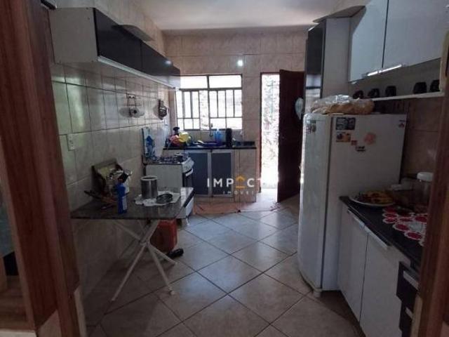 Casa para venda em Centro, Pouso Alegre
