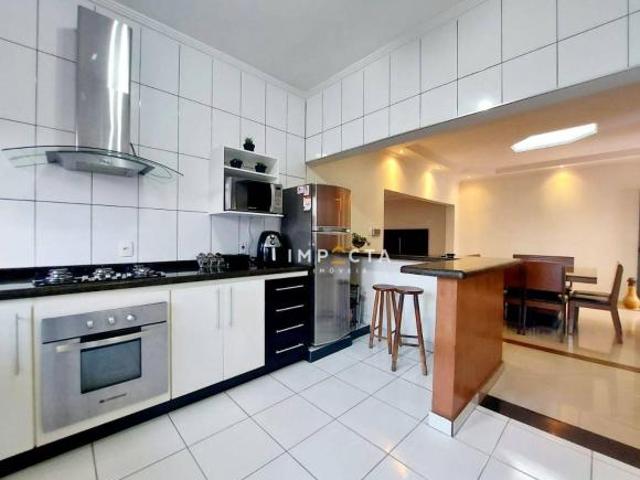 Casa para venda em Centro, Pouso Alegre