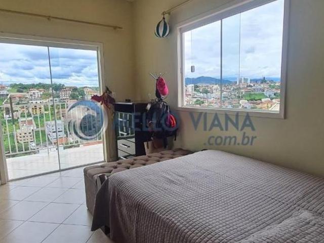 Casa para venda em Centro, São Lourenço