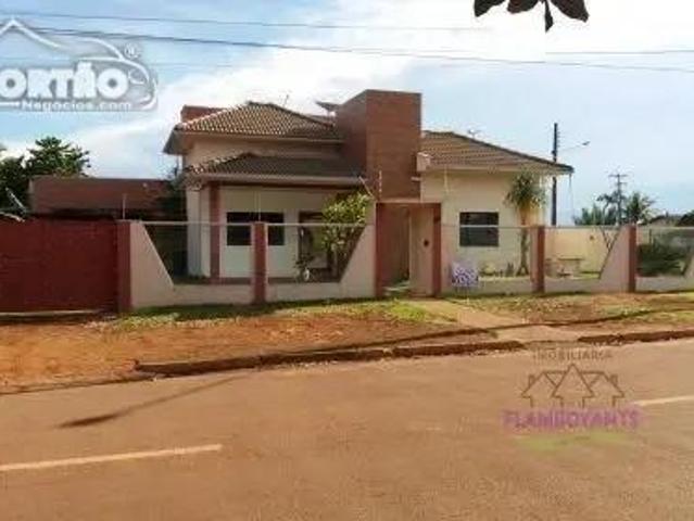 Casa para venda em Centro, Santa Carmem