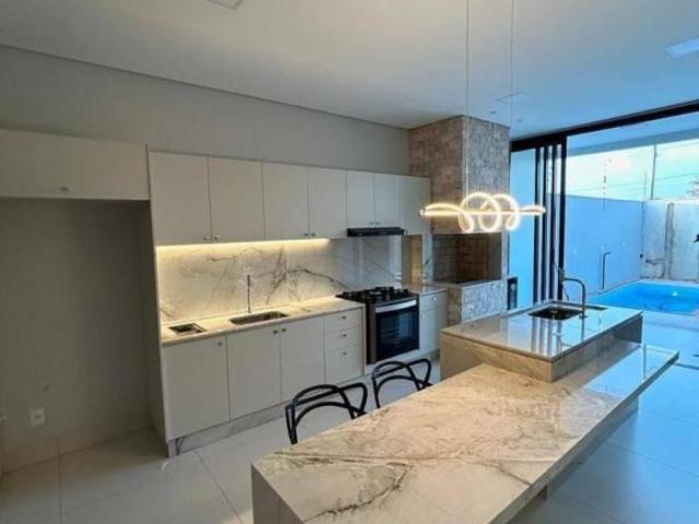 Casa para venda em Centro, Tangará da Serra