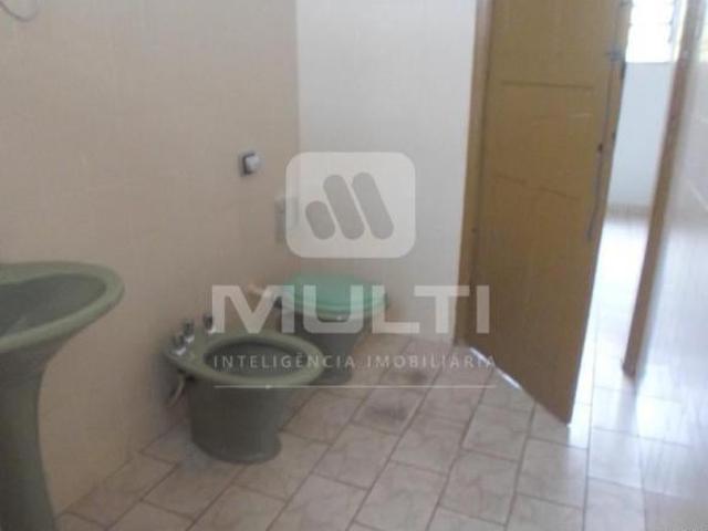 Casa para venda em Centro, Uberlândia