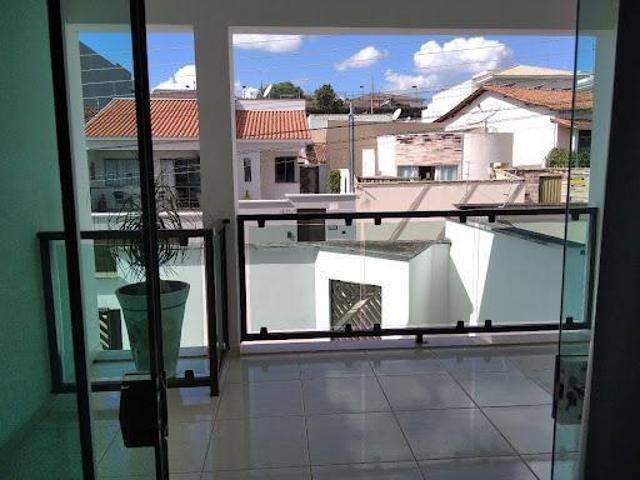 Casa para venda em Centro, Varginha