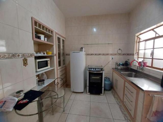 Casa para venda em Centro, Varginha