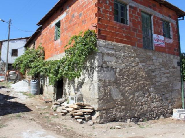 Casa para venda em Cernadela, Macedo de Cavaleiros