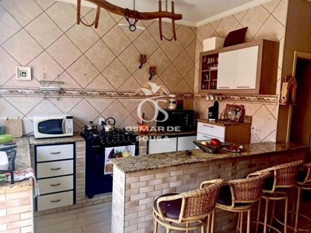 Casa para Venda em Cesário Lange, Centro, 3 dormitórios, 1 suíte, 1 banheiro, 2 vagas