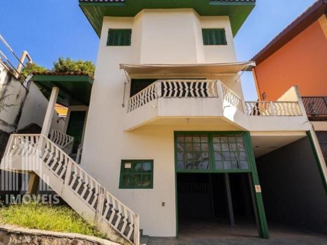 Casa para venda em Chácara Pavoeiro de 171.00m² com 3 Quartos, 1 Suite e 4 Garagens