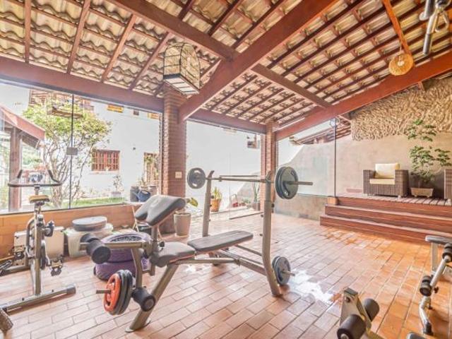 Casa para venda em Chácara Recanto Verde com 3 quartos, sendo 3 suítes, 274m²