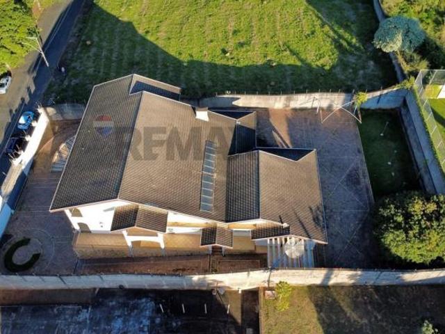 Casa para venda em Chácara Santa Fé de 964.63m² com 4 Quartos, 4 Suites e 6 Garagens