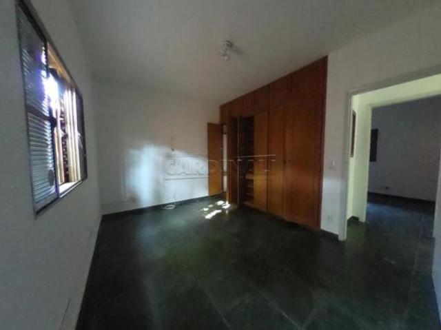 Casa para venda em Cidade Jardim de 160.00m² com 3 Quartos, 1 Suite e 3 Garagens