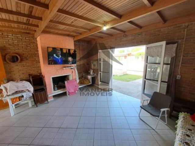 Casa para Venda em Cidreira, centro, 4 dormitórios, 1 suíte, 3 banheiros, 1 vaga