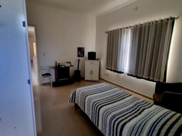 Casa para Venda em Cruzeiro, Centro, 4 dormitórios, 2 suítes, 2 banheiros, 1 vaga
