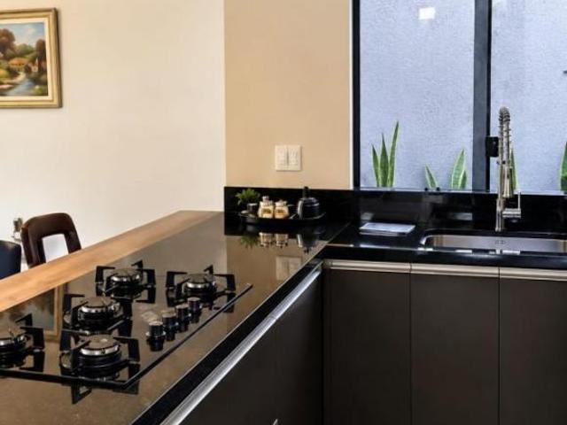 Casa para Venda em Cruzeiro, Vila Doutor João Batista Parte Alta, 3 dormitórios, 1 suíte, 1 banhei