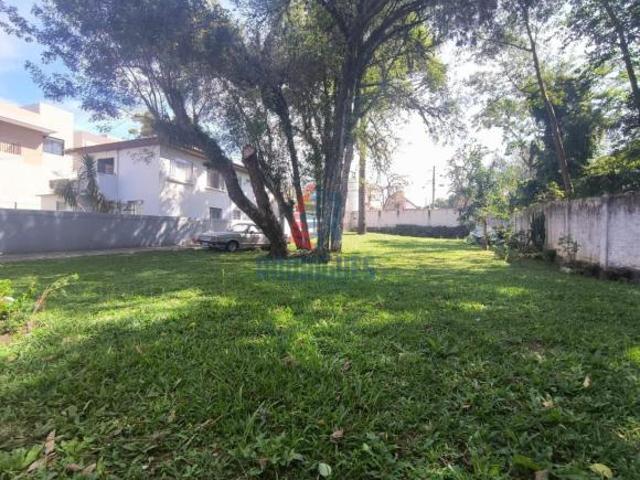 Casa para Venda em Curitiba, Jardim Social, 4 dormitórios, 1 suíte, 2 banheiros, 3 vagas