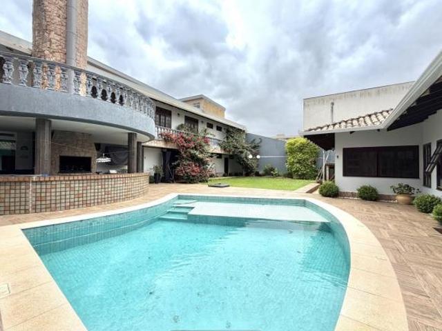 Casa para Venda em Curitiba, Parolin, 5 dormitórios, 3 suítes, 7 banheiros, 5 vagas