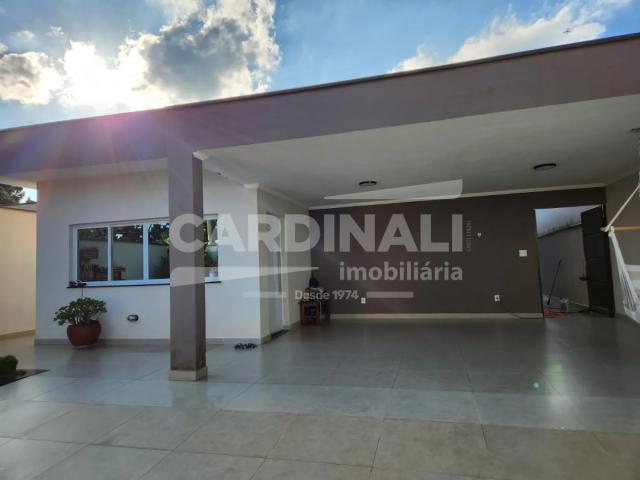 Casa para venda em Analândia em Analândia São Paulo de 165.00m² com 3 Quartos, 3 Suítes e 4 Garagens