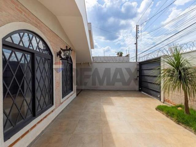 Casa para venda em Alto Da Boa Vista de 163.90m² com 3 Quartos, 1 Suite e 3 Garagens